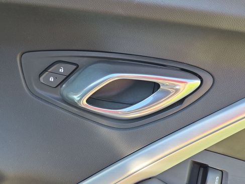Used 2019 Chevrolet Camaro SS RWD image 30