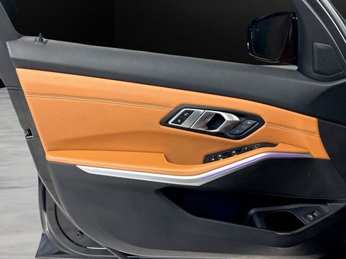 Used 2019 BMW 330i xDrive Msport Pkg w/ M Sport Package image 43