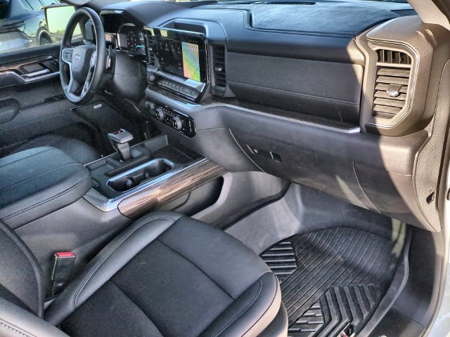 Used 2026 Chevrolet Silverado 1500 LT Trail Boss w/ LT Trail Boss Premium Package AWD/4WD image 34