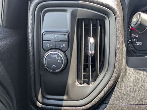 Used 2025 Chevrolet Silverado 1500 Custom w/ Turbomax Blackout Package RWD image 28