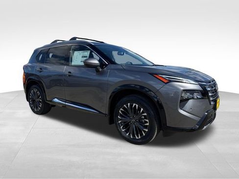 New 2026 Nissan Rogue Platinum image 1