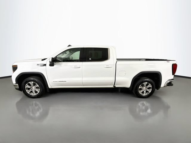 Used 2024 GMC Sierra 1500 SLE w/ Preferred Package AWD/4WD image 4