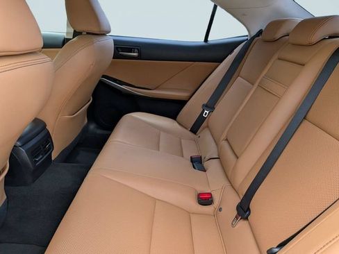 Used 2018 Lexus IS 300 w/ Premium Package RWD image 16