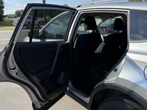 Used 2018 Toyota RAV4 LE w/ All Weather Liner Package AWD/4WD image 12