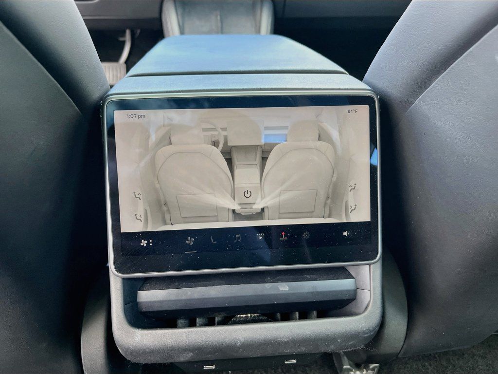 Used 2025 Tesla Model 3 Long Range RWD image 25