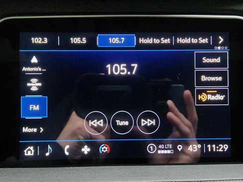 Used 2023 Cadillac XT4 Premium Luxury image 20