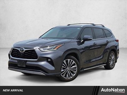 Used 2022 Toyota Highlander Platinum