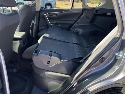 Certified 2025 Toyota RAV4 LE image 23