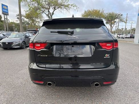 Used 2020 Jaguar F-PACE S image 5