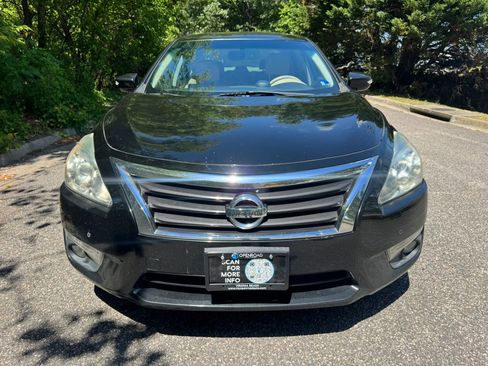 Used 2015 Nissan Altima 3.5 SL FWD image 2