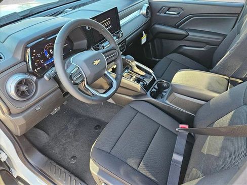 New 2026 Chevrolet Colorado LT image 3