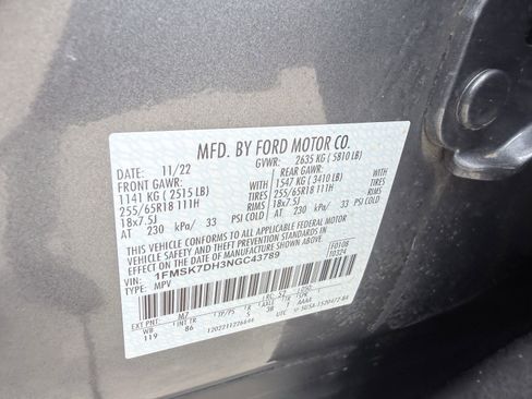 Used 2022 Ford Explorer XLT image 32