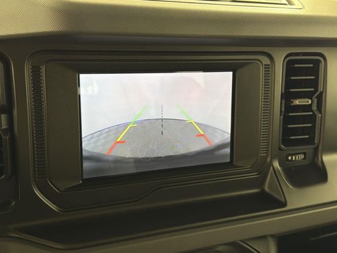Used 2023 Ford Bronco Base image 16