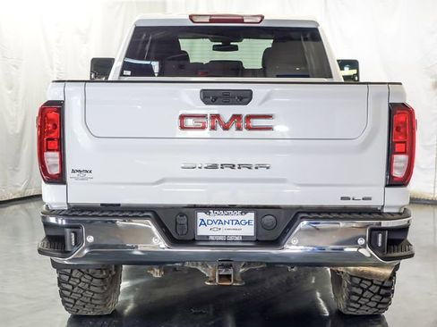 Used 2022 GMC Sierra 2500 SLE w/ SLE Value Package; AWD/4WD image 8
