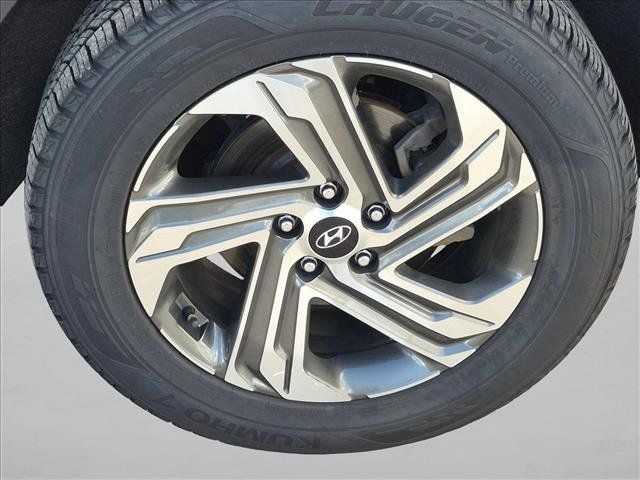 Used 2022 Hyundai Santa Fe SEL w/ Cargo Package FWD image 17