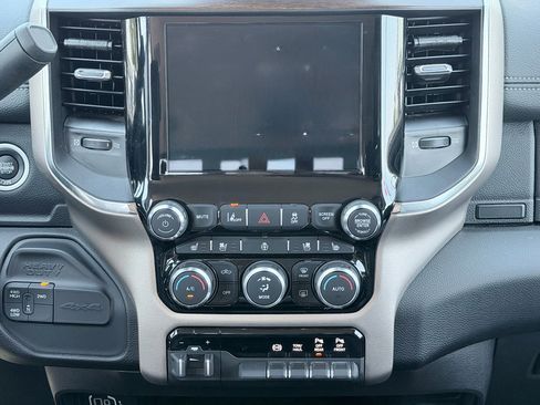 Used 2024 RAM 2500 Laramie w/ Safety Group AWD/4WD image 20