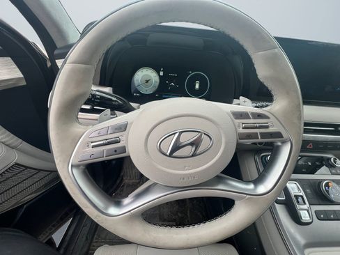 Used 2023 Hyundai Palisade Calligraphy image 14