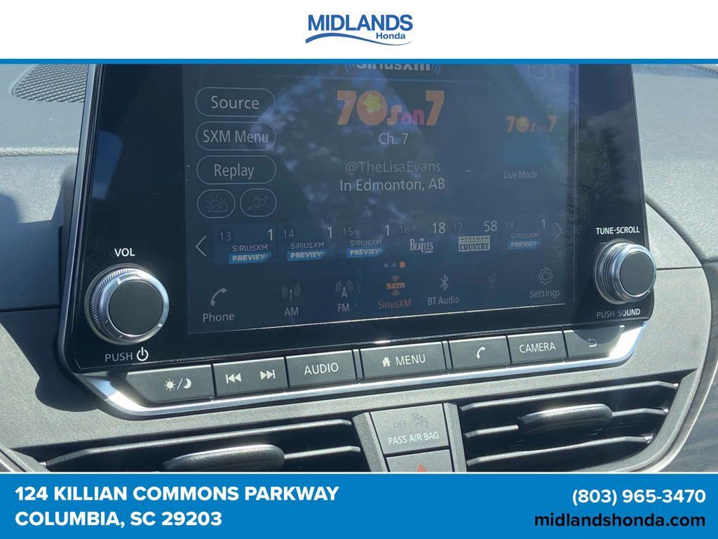 Used 2025 Nissan Altima 2.5 SV FWD image 24
