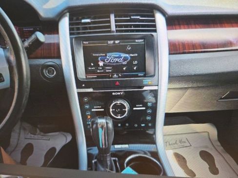 Used 2013 Ford Edge Limited AWD/4WD image 10