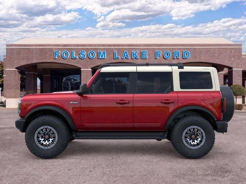 New 2026 Ford Bronco Outer Banks w/ Sasquatch Package AWD/4WD image 3