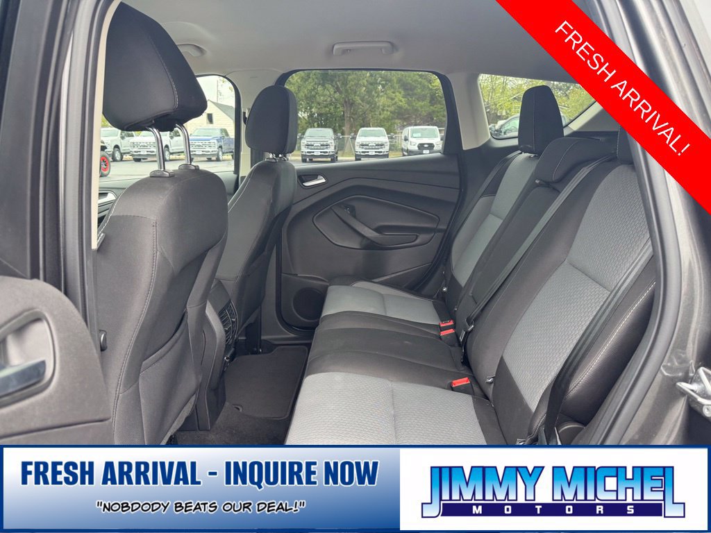 Used 2017 Ford Escape SE w/ SE Cold Weather Package FWD image 20