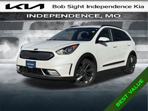 Certified 2017 Kia Niro EX image 1
