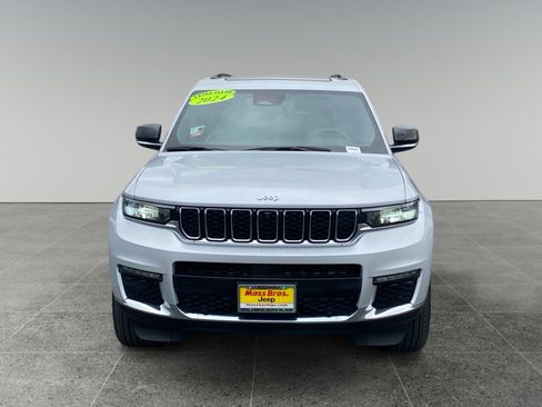 Used 2024 Jeep Grand Cherokee L Limited w/ Luxury Tech Group II AWD/4WD image 8