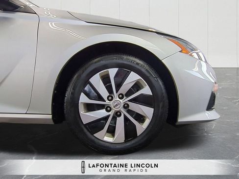 Used 2020 Nissan Altima 2.5 S image 30