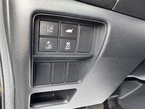 Used 2017 Honda CR-V Touring image 13