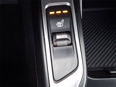 Certified 2025 Kia Sorento S w/ Panoramic Sunroof Package image 23