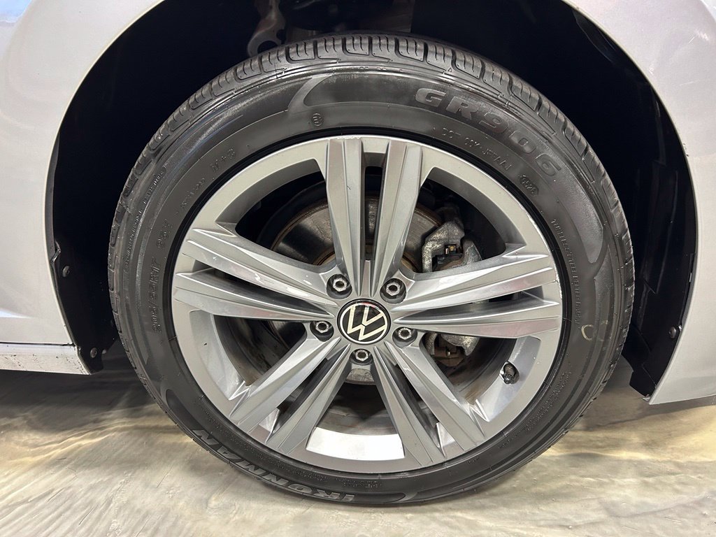 Used 2024 Volkswagen Jetta SE FWD image 23