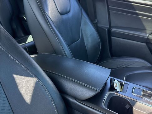 Used 2017 Ford Fusion Titanium image 27