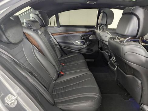 Used 2015 Mercedes-Benz S 550 4MATIC Sedan image 19