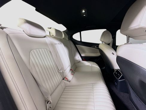 Used 2024 Genesis G70 2.5T w/ Sport Prestige Package image 27