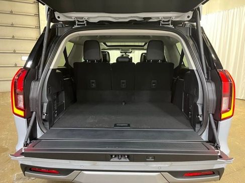 New 2026 Ford Expedition Max Platinum image 10