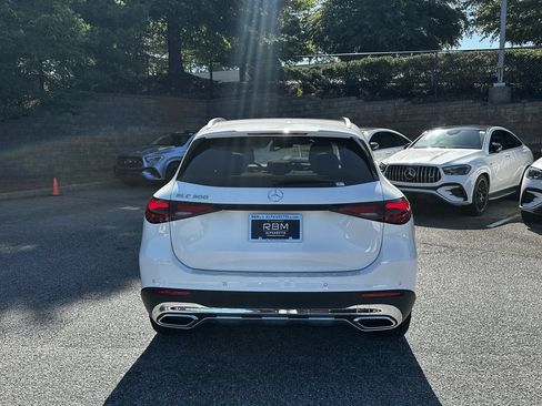 New 2026 Mercedes-Benz GLC 300 image 7
