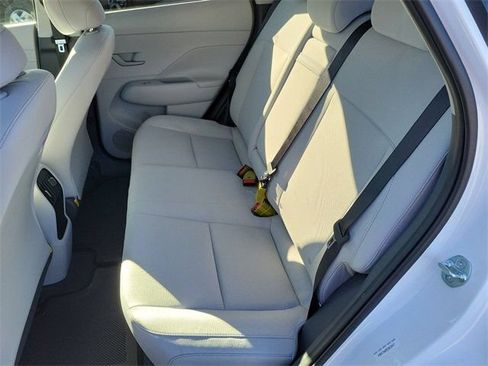 New 2025 Hyundai Kona SEL FWD image 18