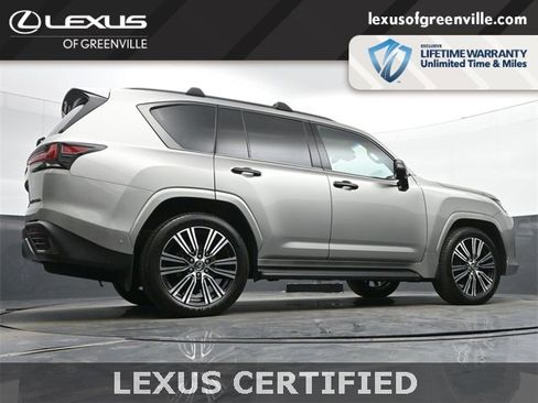 Certified 2025 Lexus LX 700h Luxury image 41