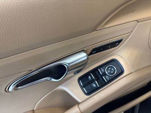 Used 2013 Porsche Boxster S RWD image 15