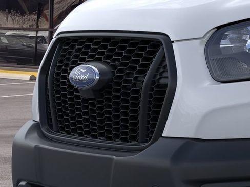 New 2025 Ford Transit 250 Low Roof RWD image 17