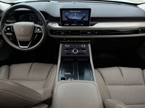 Used 2022 Lincoln Aviator Grand Touring w/ Equipment Group 301A AWD/4WD image 14