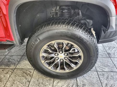Used 2018 Chevrolet Colorado ZR2 image 10