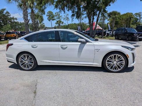 Used 2023 Cadillac CT5 Premium Luxury RWD image 2