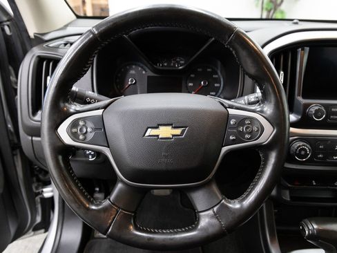 Used 2016 Chevrolet Colorado LT AWD/4WD image 16
