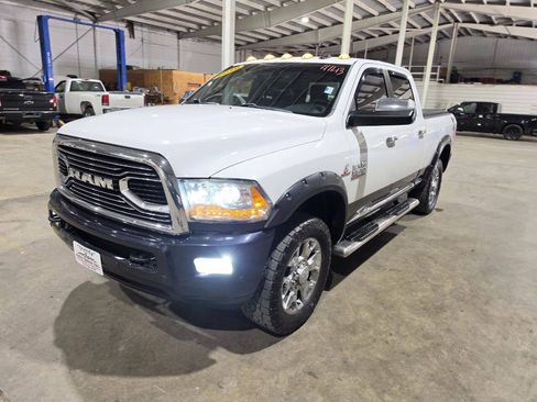 Used 2016 RAM 3500 Laramie Longhorn AWD/4WD image 3