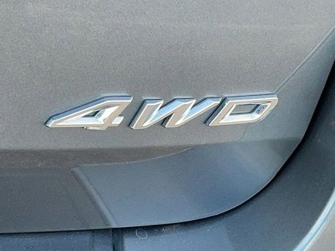 Used 2025 Ford Explorer ST-Line image 12