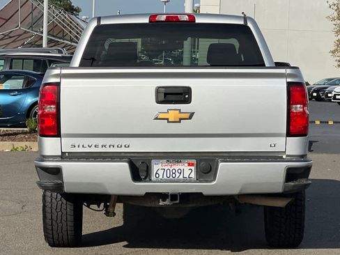Used 2018 Chevrolet Silverado 1500 LT w/ All Star Edition image 8
