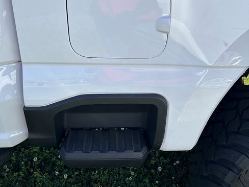 Used 2024 Ford F250 XLT image 15