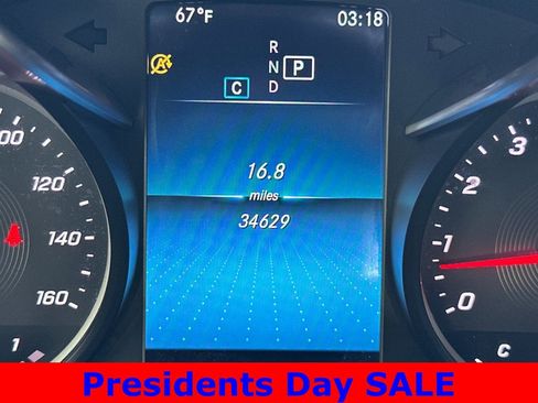 Used 2021 Mercedes-Benz GLC 300 image 28