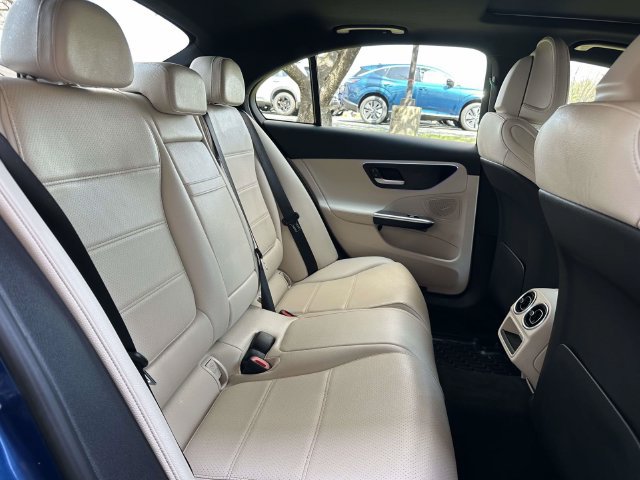 Used 2023 Mercedes-Benz C 300 4MATIC Sedan image 12